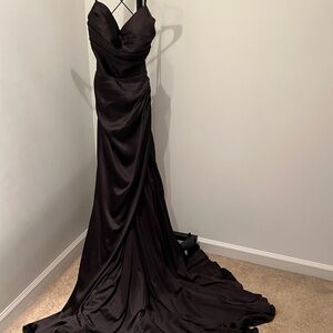 Chic Black Dress Prom Queen style
